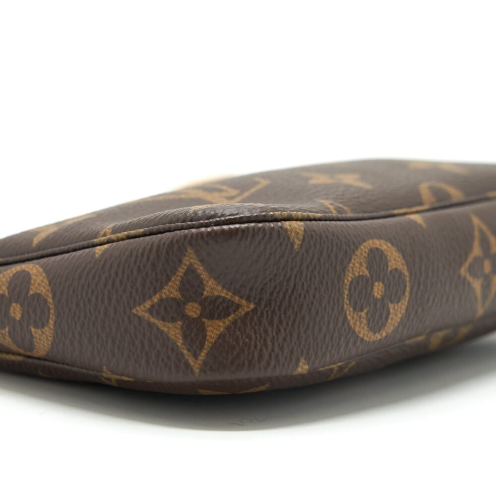 AAA Replica Louis Vuitton LV MINI POCHETTE ACCESSORIES YEAR 2020 MONOGRAM CANVAS