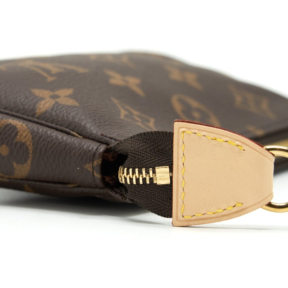 AAA Replica Louis Vuitton LV MINI POCHETTE ACCESSORIES YEAR 2020 MONOGRAM CANVAS
