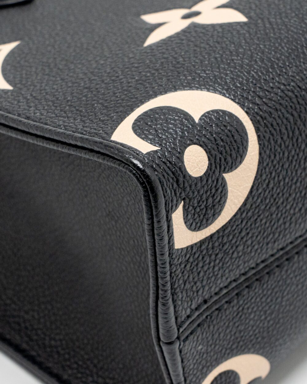 AAA Replica Louis Vuitton LV ONTHEGO BB BICOLOUR MONOGRAM EMPREINTE LEATHER BLACK/BEIGE GHW