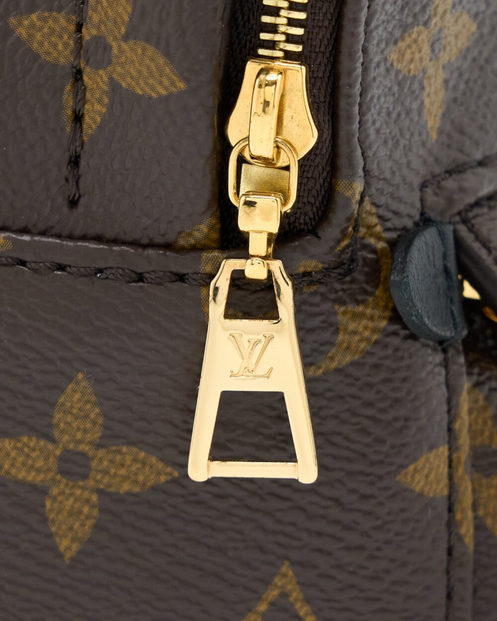 AAA Replica Louis Vuitton LV PALM SPRINGS MINI BACKPACK NEW VERSION MONOGRAM CANVAS GHW