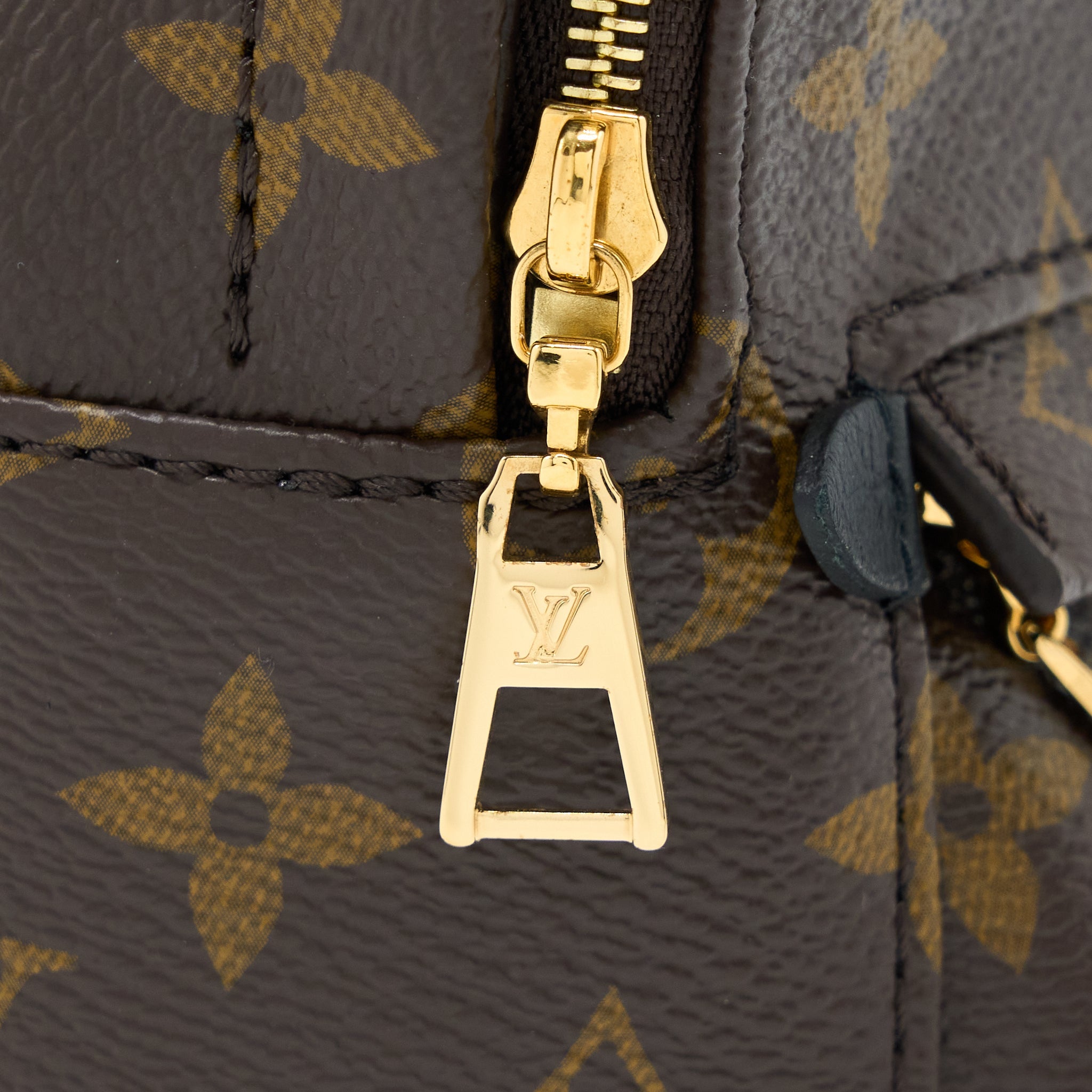 AAA Replica Louis Vuitton LV PALM SPRINGS MINI BACKPACK NEW VERSION MONOGRAM CANVAS GHW