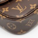 AAA Replica Louis Vuitton LV IVY WALLET ON CHAIN MONOGRAM CANVAS GHW