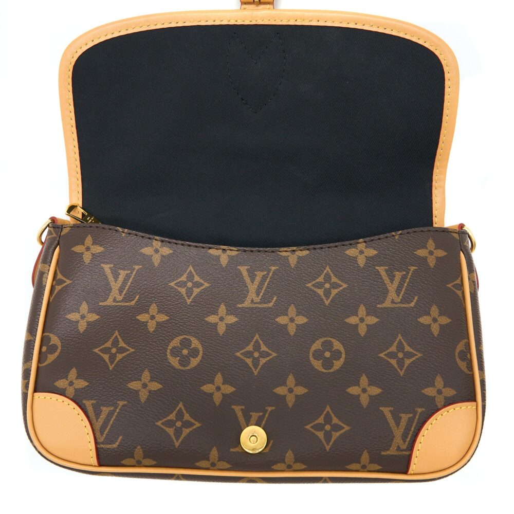 AAA Replica Louis Vuitton LV DIANE BAG MONOGRAM CANVAS WITH JACQUARD STRAP GHW (NEW VERSION)