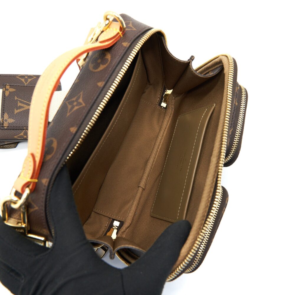 AAA Replica Louis Vuitton LV UTILITY CROSSBODY MONOGRAM CANVAS BAG