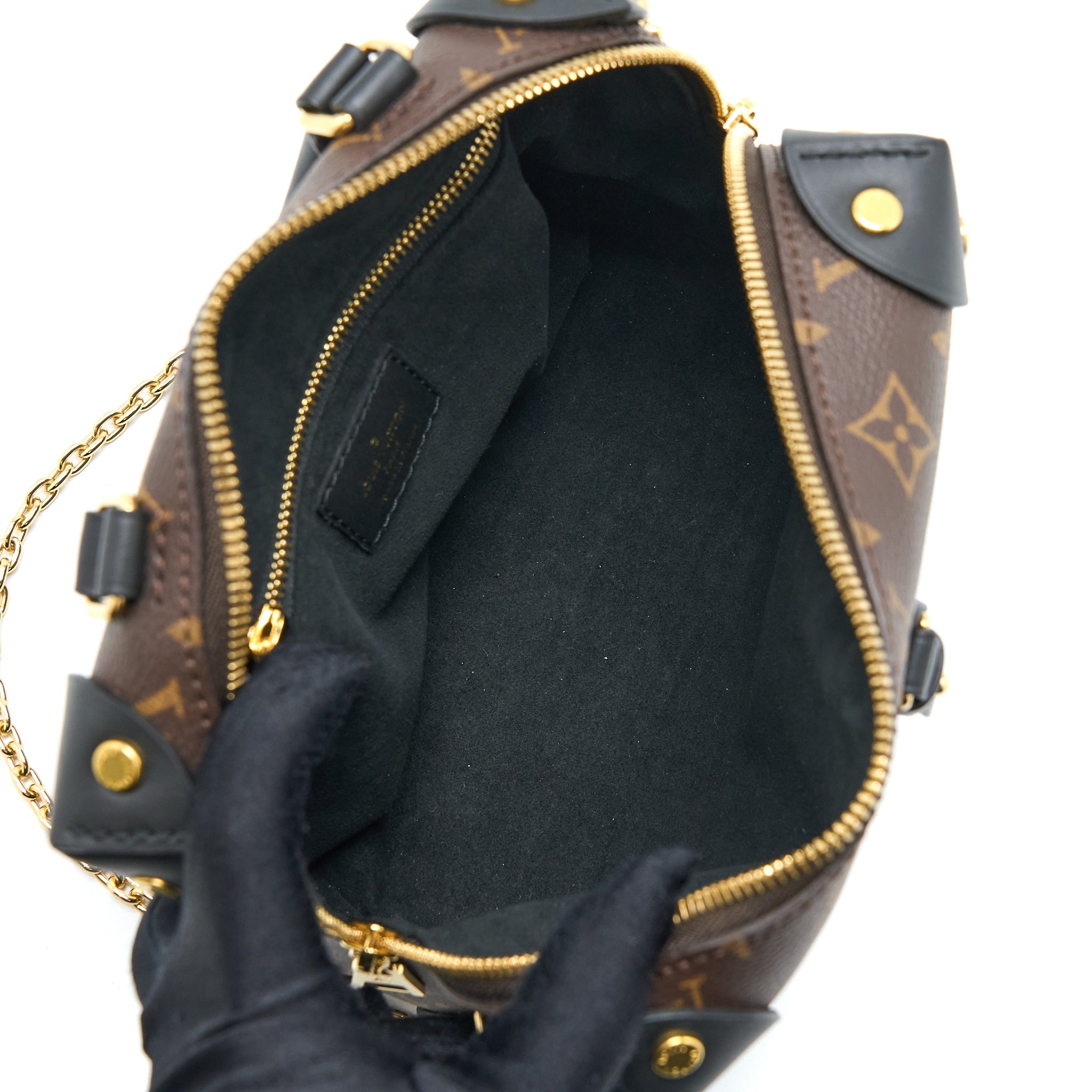 AAA Replica Louis Vuitton LV PETITE MALLE SOUPLE BAG MONOGRAM CANVAS/BLACK GHW