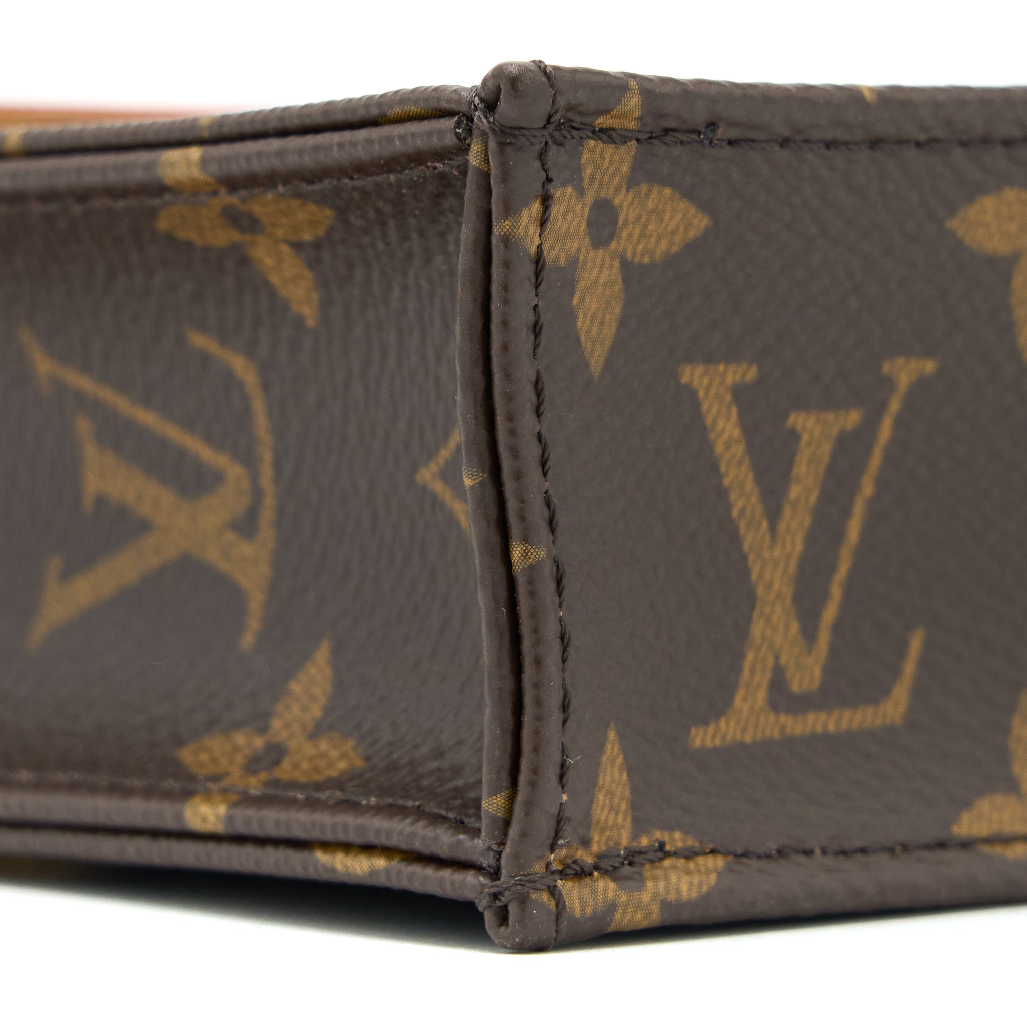 AAA Replica Louis Vuitton LV PETIT SAC PLAT MONOGRAM CANVAS GHW