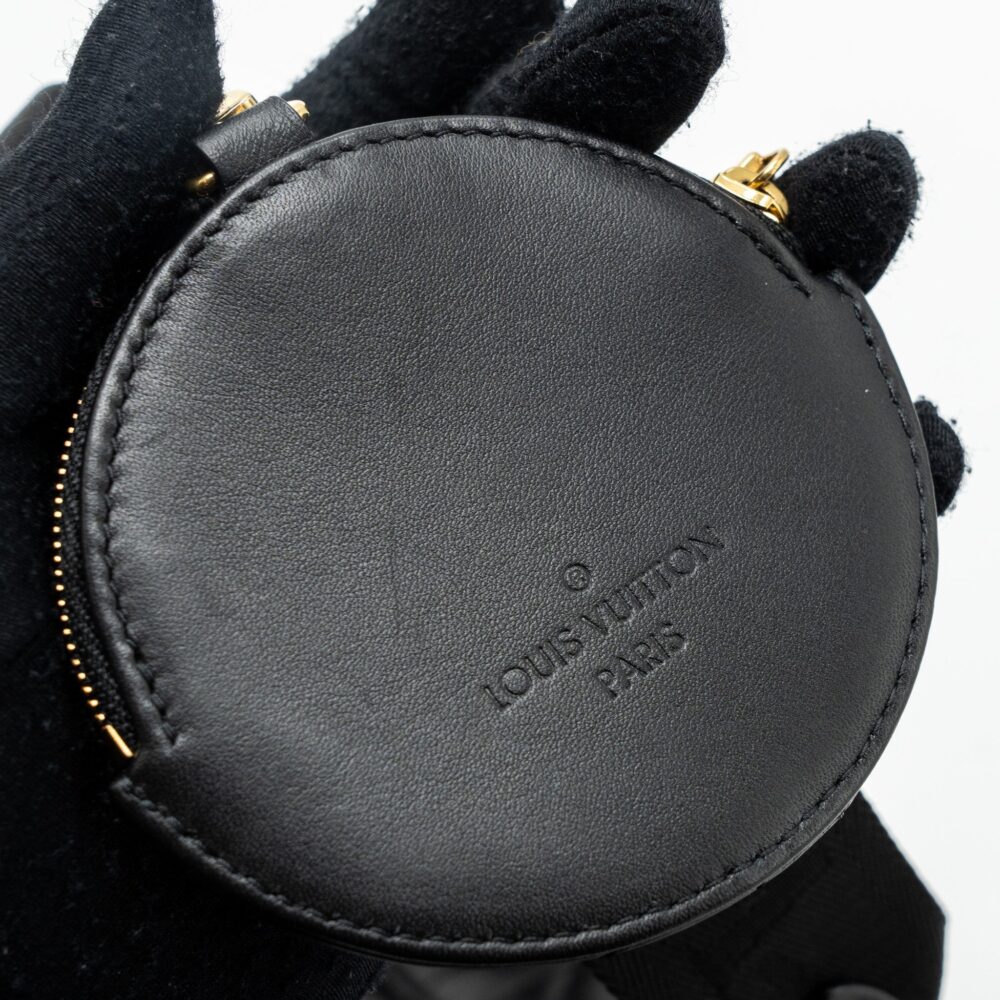 AAA Replica Louis Vuitton LV NEW WAVE MULTI POCHETTE CALFSKIN BLACK GHW