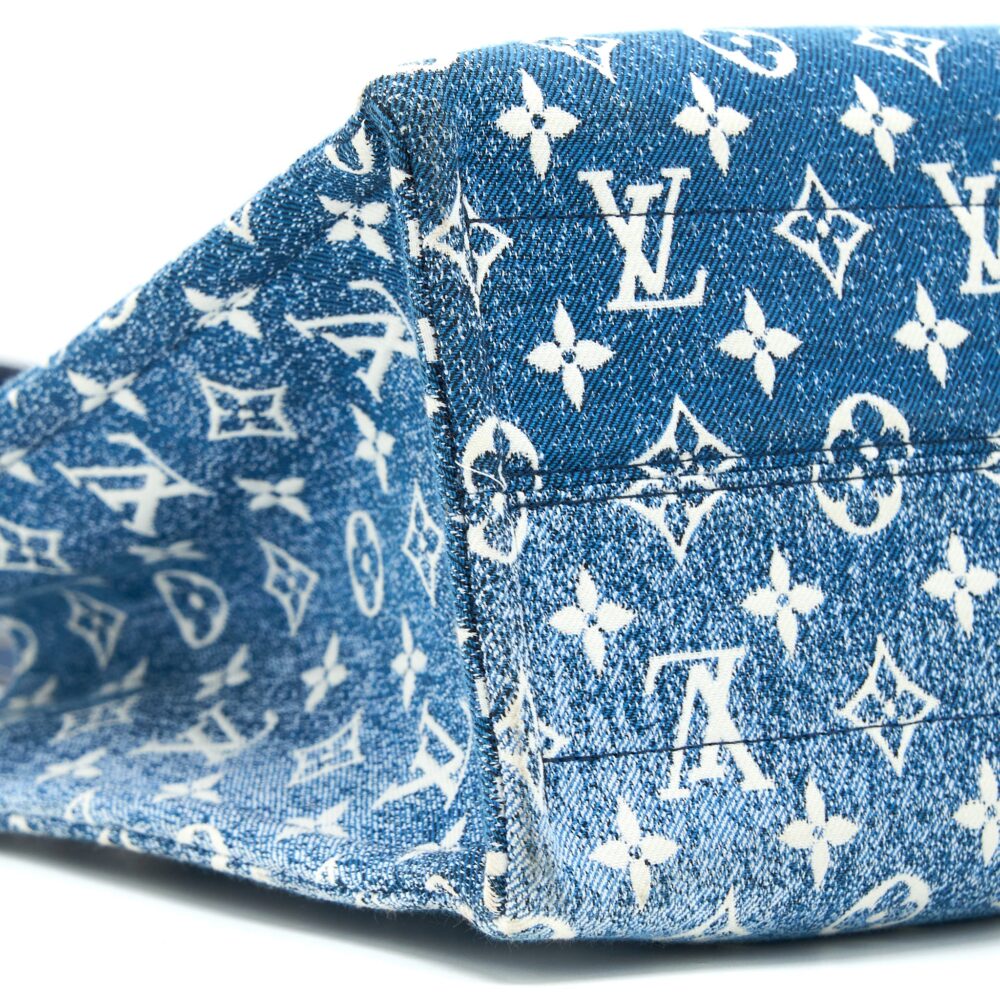 AAA Replica Louis Vuitton LV ONTHEGO MM MONOGRAM DENIM BLUE GHW
