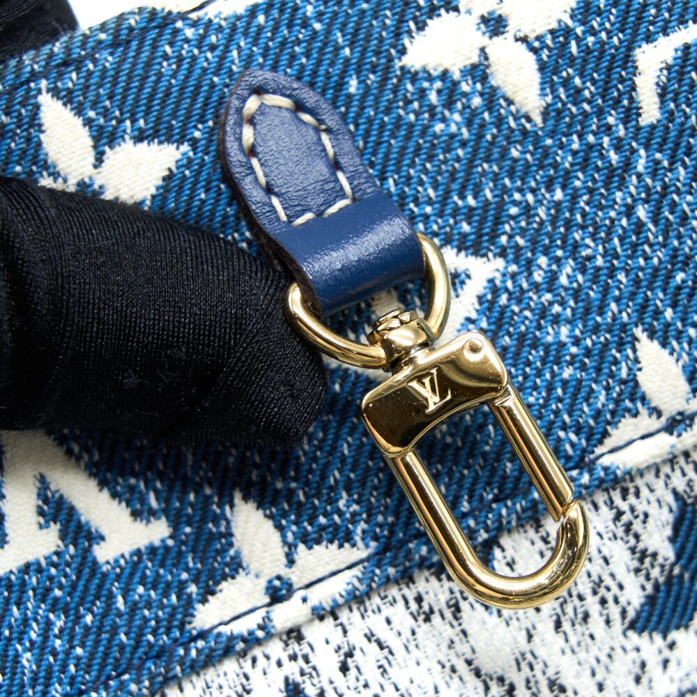 AAA Replica Louis Vuitton LV ONTHEGO MM MONOGRAM DENIM BLUE GHW