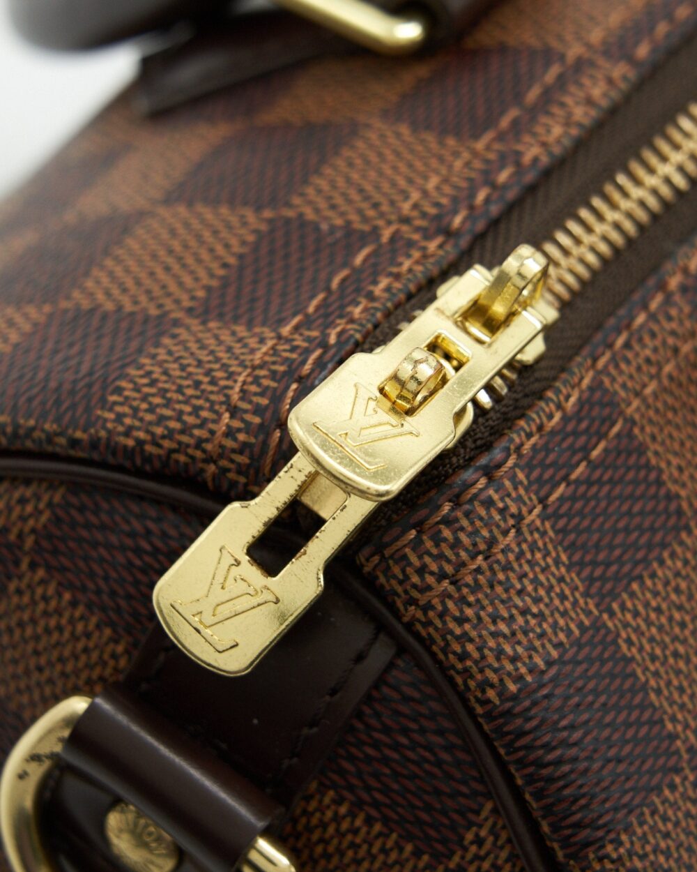 AAA Replica Louis Vuitton LV SPEEDY 25 DAMIER EBENE WITH STRAP