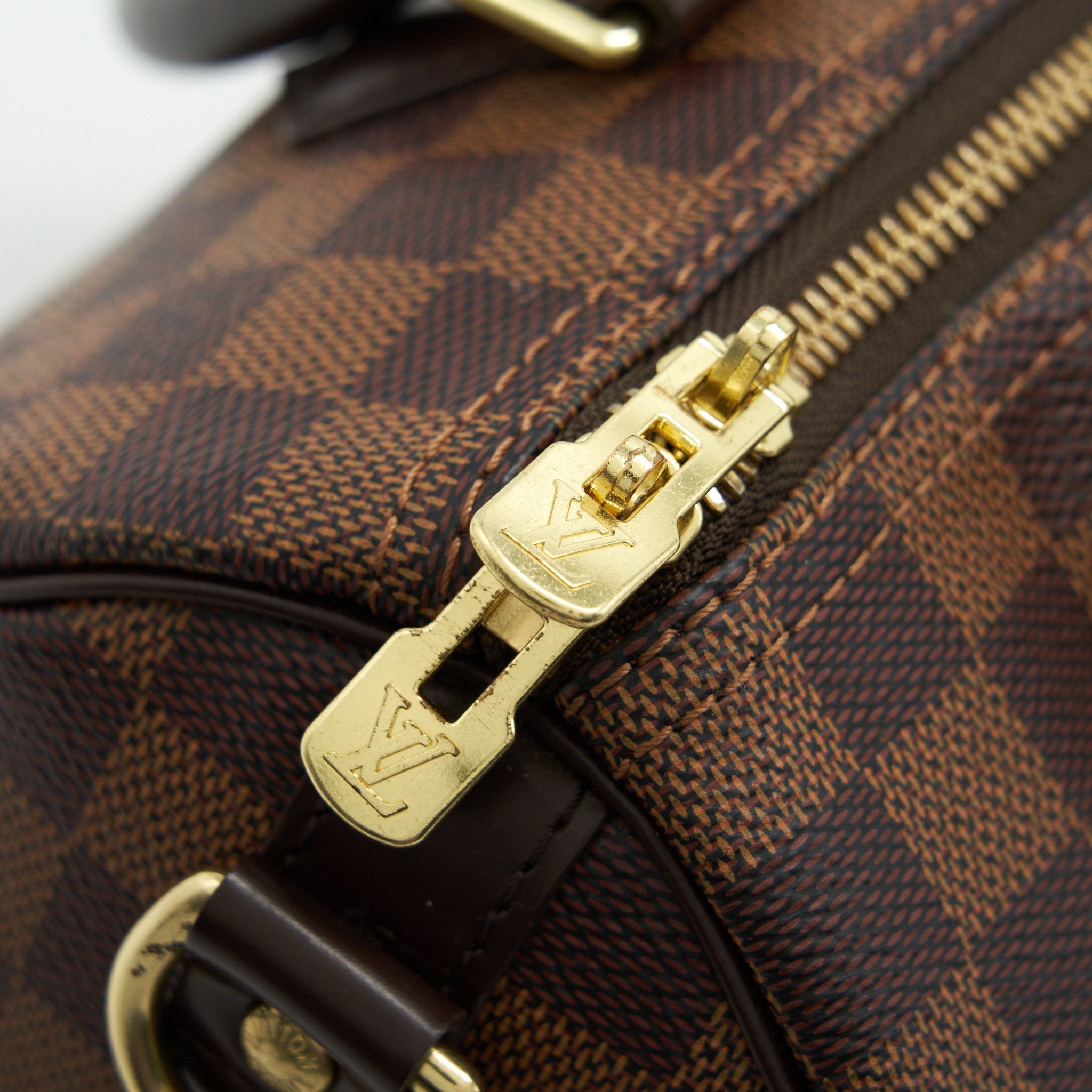 AAA Replica Louis Vuitton LV SPEEDY 25 DAMIER EBENE WITH STRAP