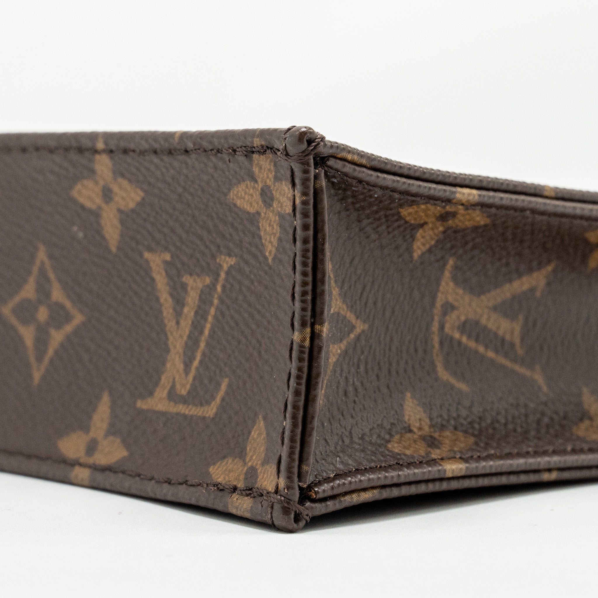 AAA Replica Louis Vuitton LV PETIT SAC PLAT MONOGRAM CANVAS GHW
