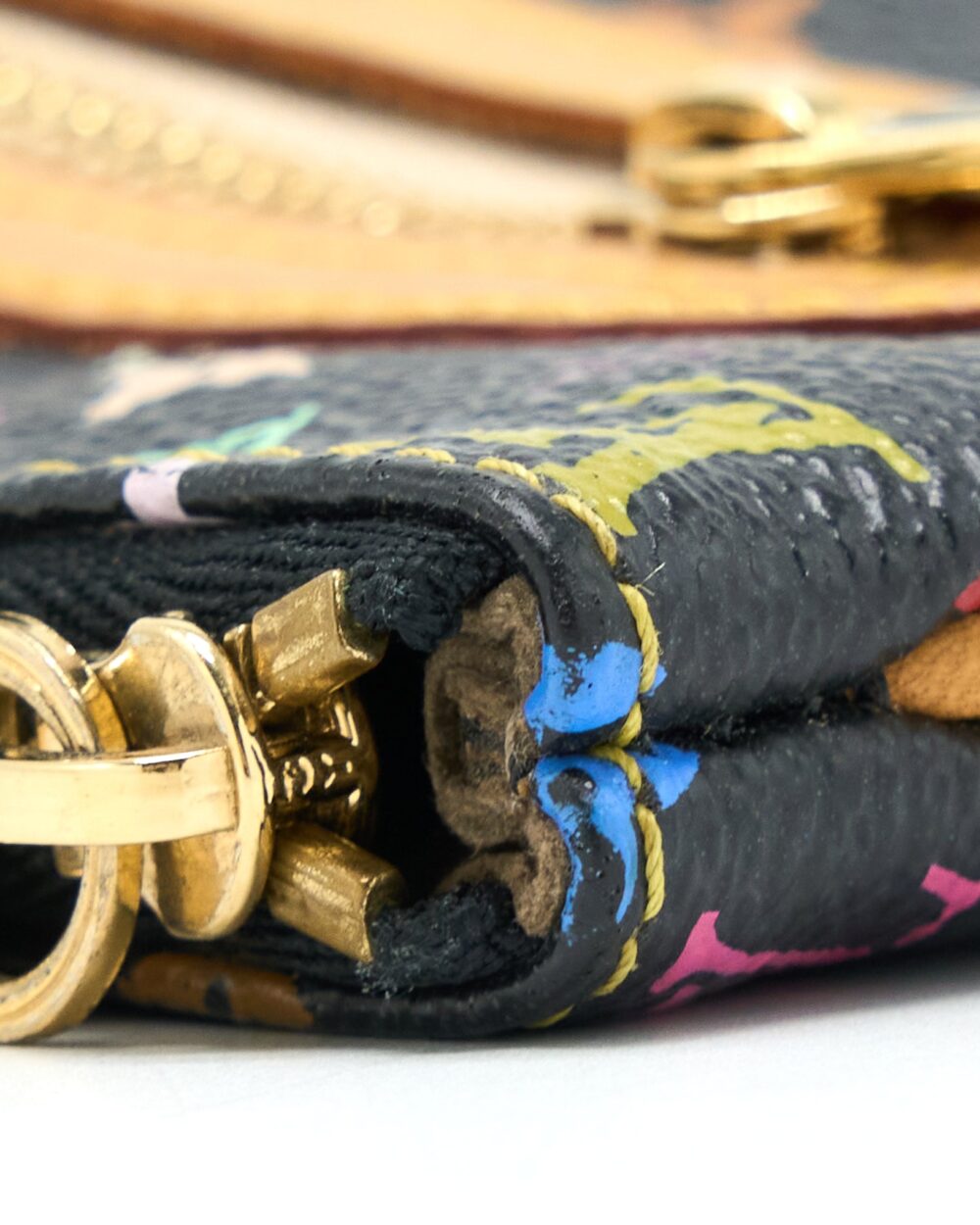 AAA Replica Louis Vuitton LV VINTAGE CLUTCH BLACK/MULTICOLOUR GHW