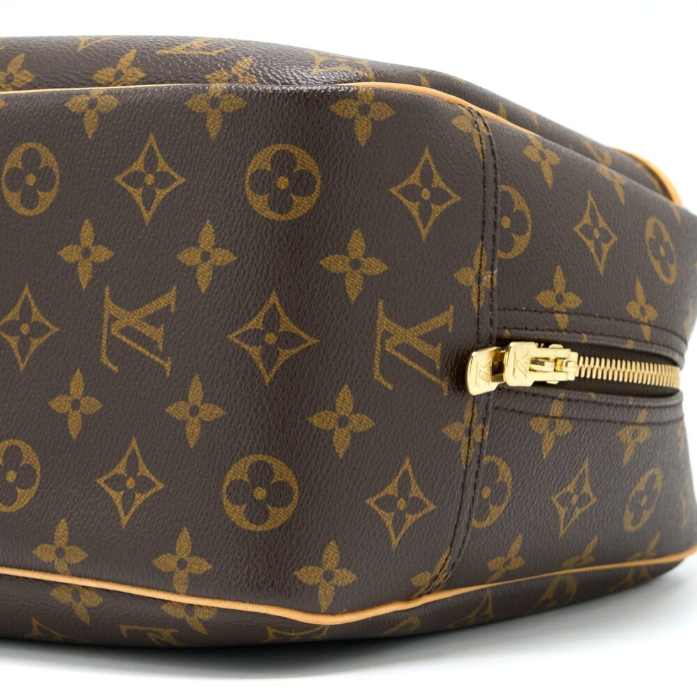 AAA Replica Louis Vuitton LV DEAUVILLE BAG MONOGRAM CANVAS GHW