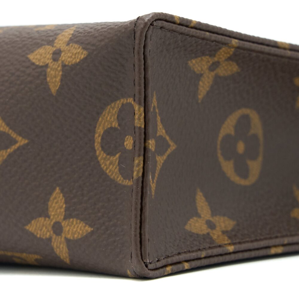 AAA Replica Louis Vuitton LV TOILETRY POCHETTE 26 MONOGRAM CANVAS GHW