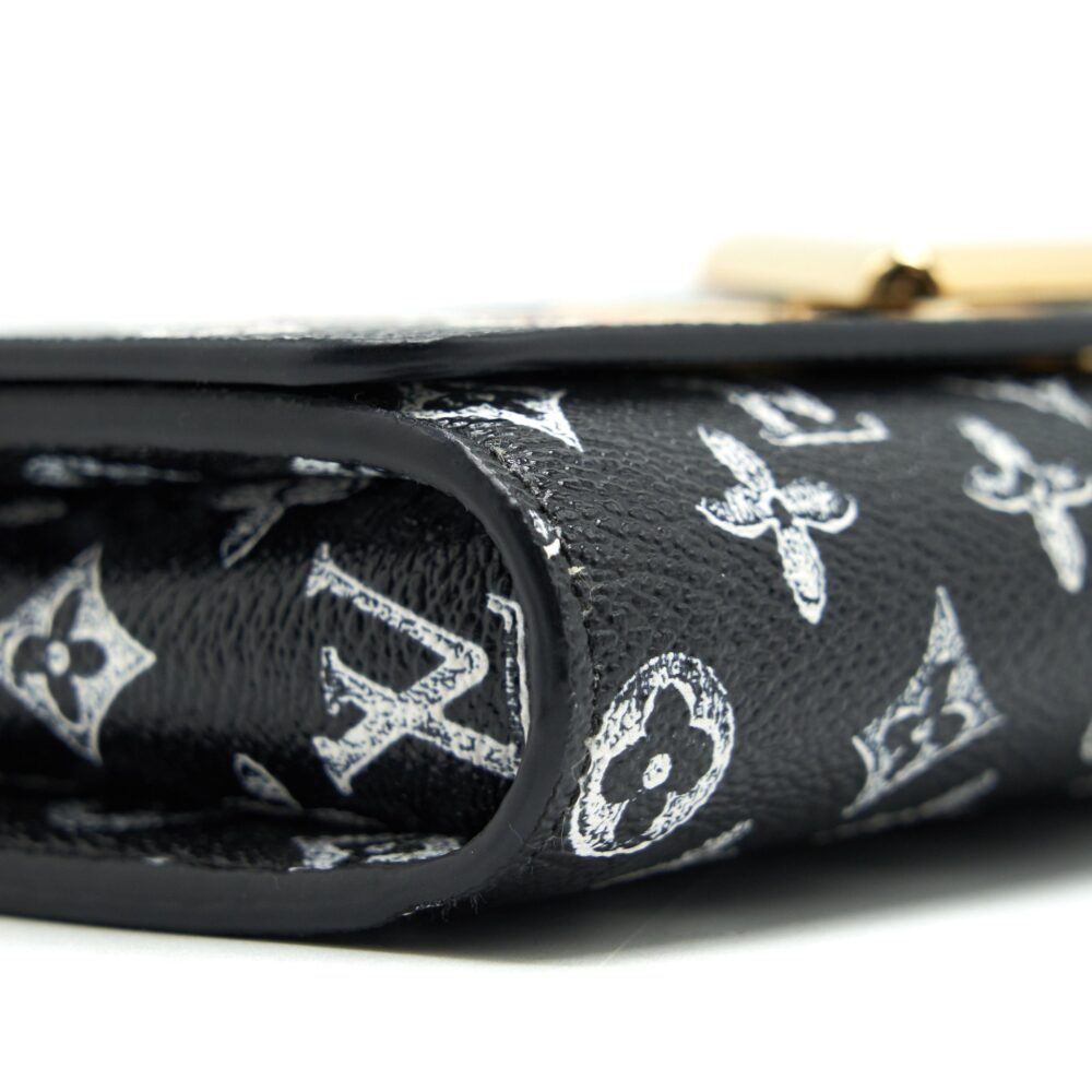 AAA Replica Louis Vuitton LV TWIST CHAIN WALLET MONOGRAM CATOGRAM CAT BLACK