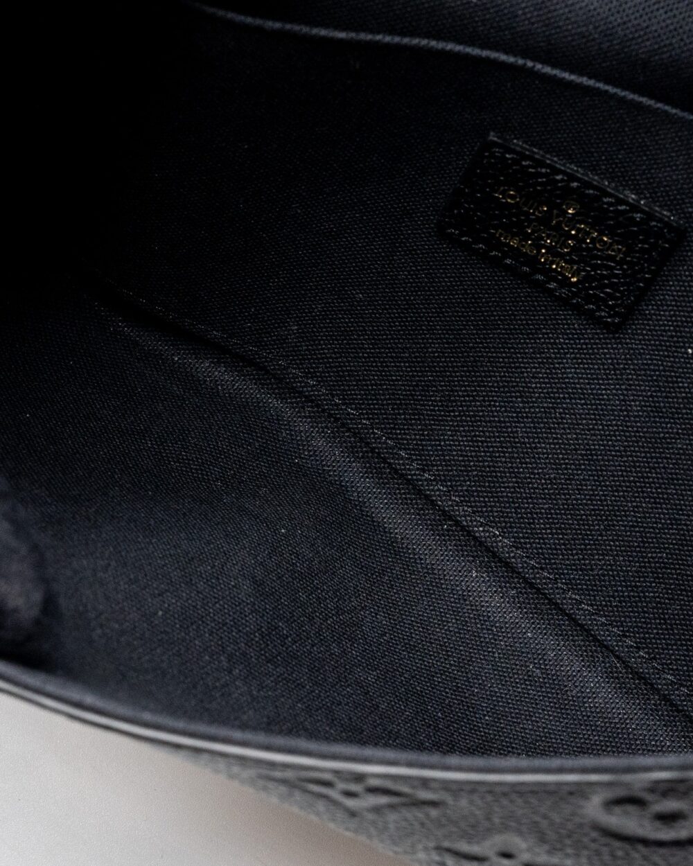 AAA Replica Louis Vuitton LV FELICIE POCHETTE MONOGRAM EMPREINTE BLACK GHW(NEW VERSION)