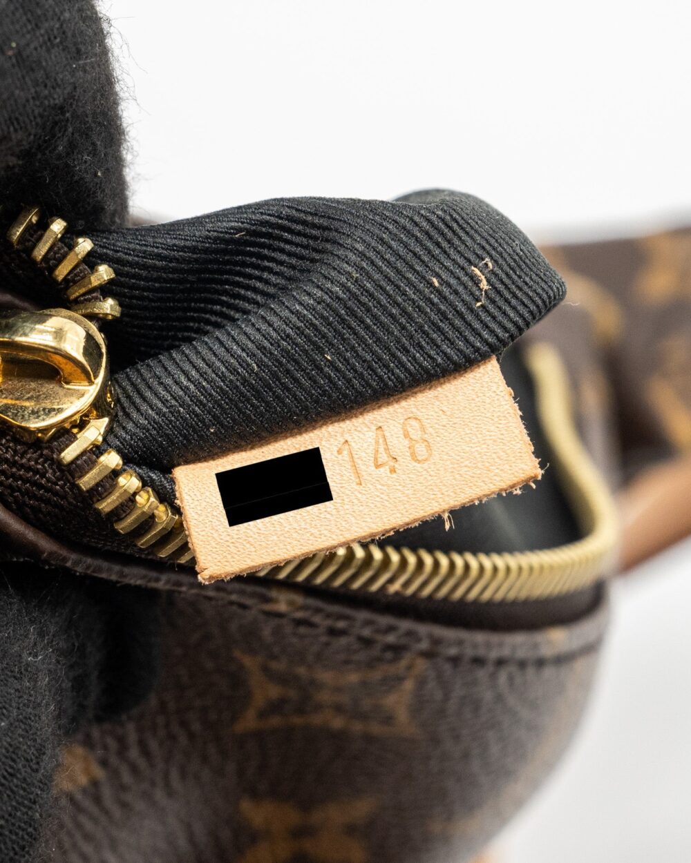 AAA Replica Louis Vuitton LV BUMBAG MONOGRAM CANVAS GHW