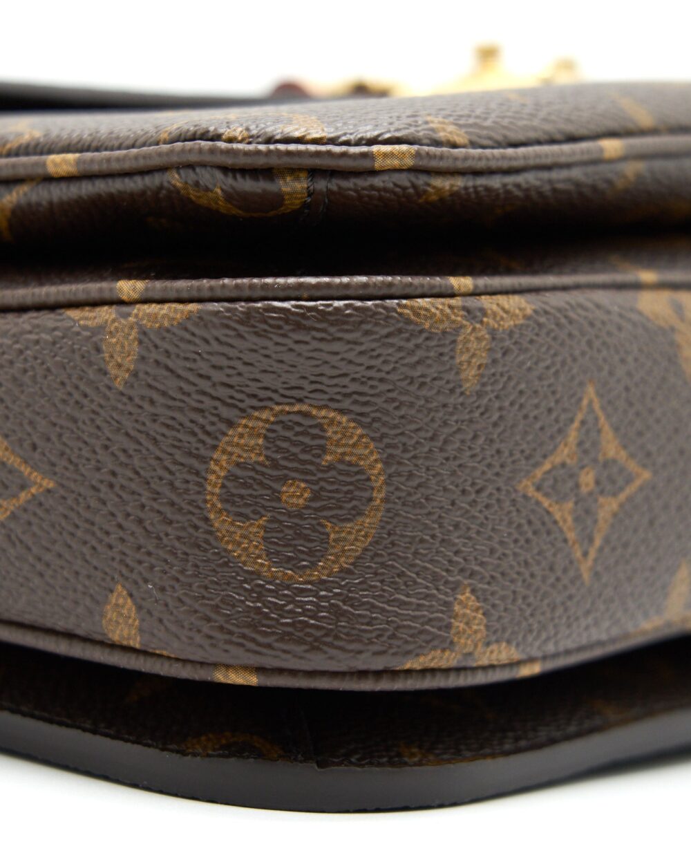 AAA Replica Louis Vuitton LV POCHETTE METIS MONOGRAM