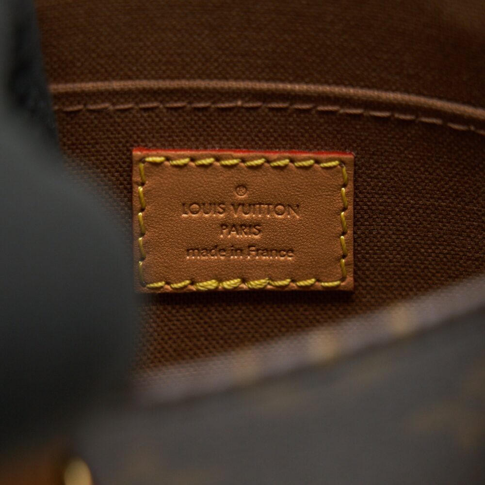 AAA Replica Louis Vuitton LV PETIT SAC PLAT MONOGRAM CANVAS