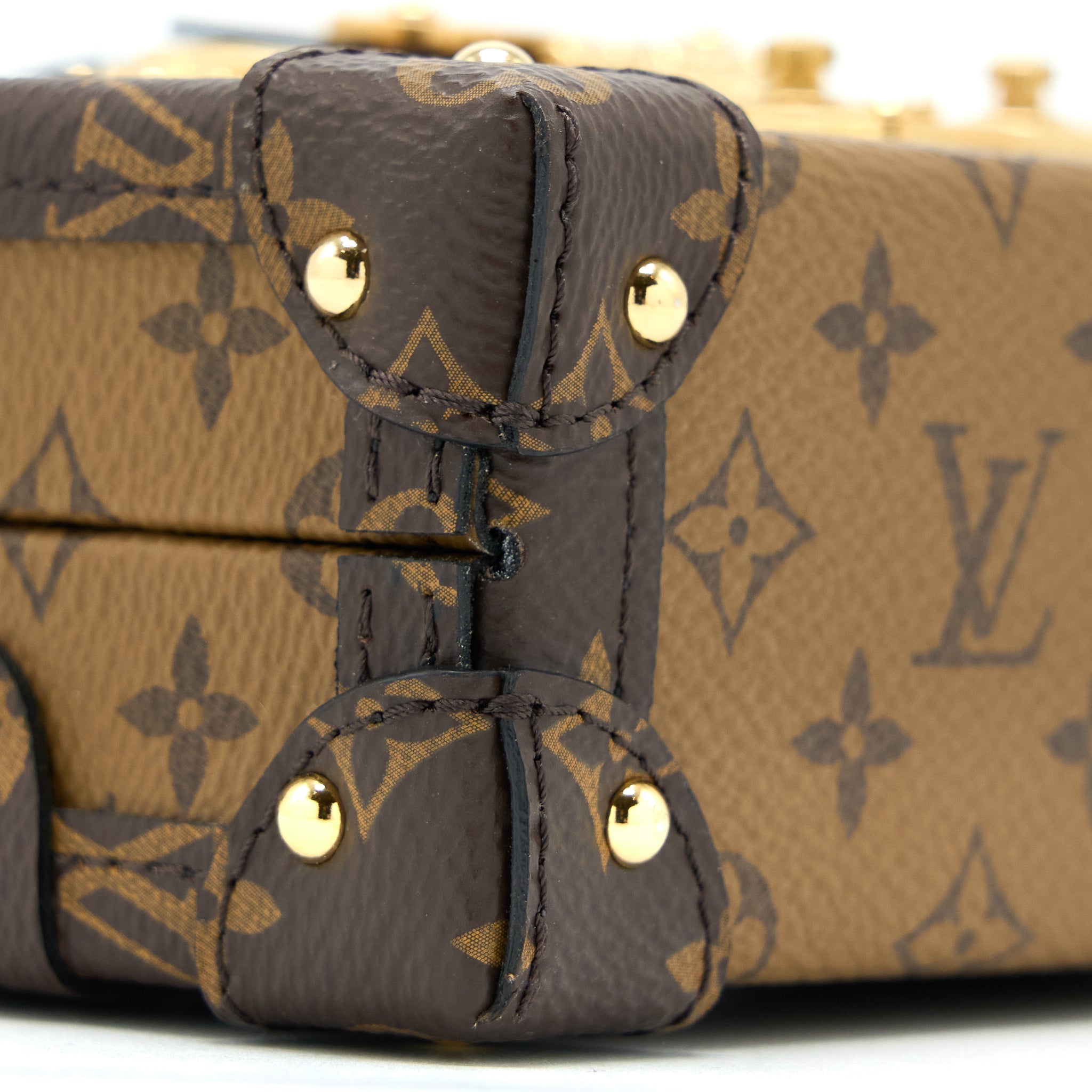 AAA Replica Louis Vuitton LV PETITE MALLE MONAGRAM REVERSE CANVAS GHW