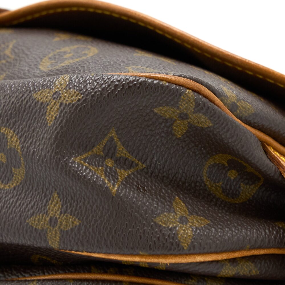 AAA Replica Louis Vuitton LV VINTAGE SAUMUR CLOTH CROSSBODY BAG MONOGRAM CANVAS GHW
