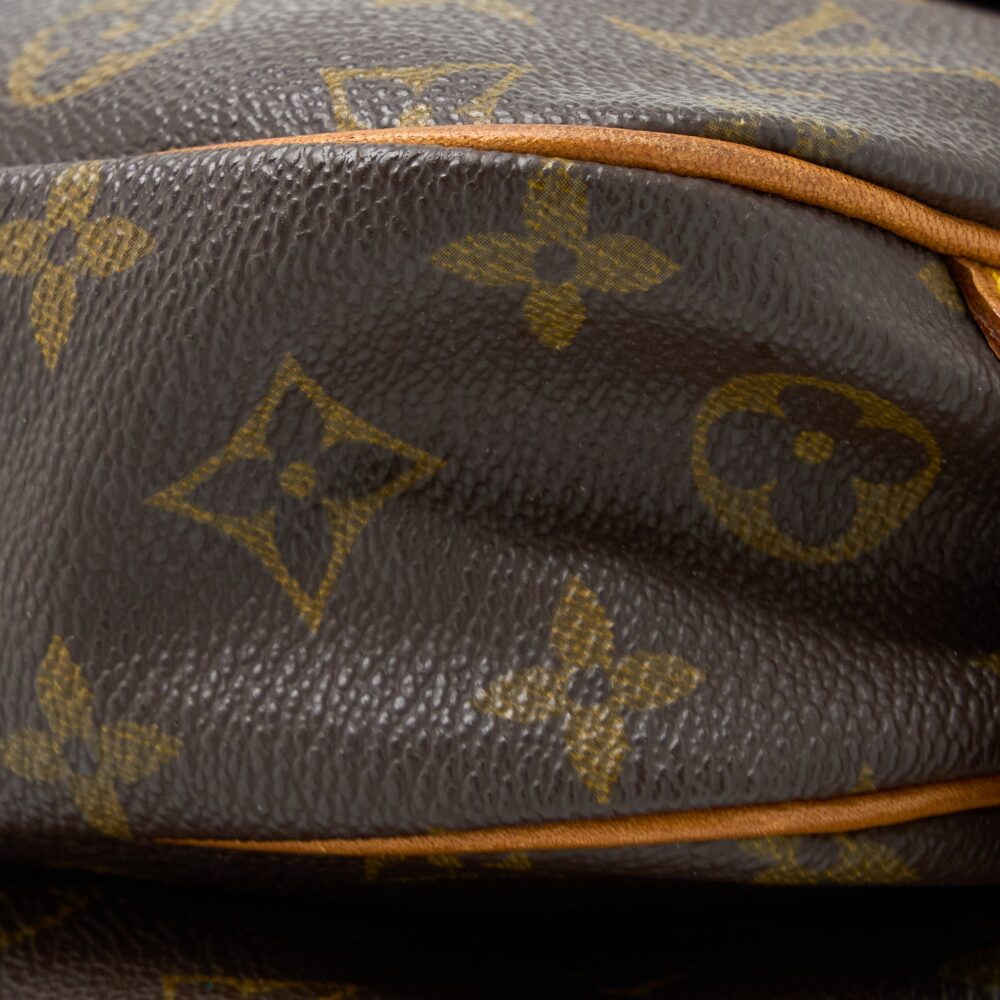 AAA Replica Louis Vuitton LV VINTAGE SAUMUR CLOTH CROSSBODY BAG MONOGRAM CANVAS GHW