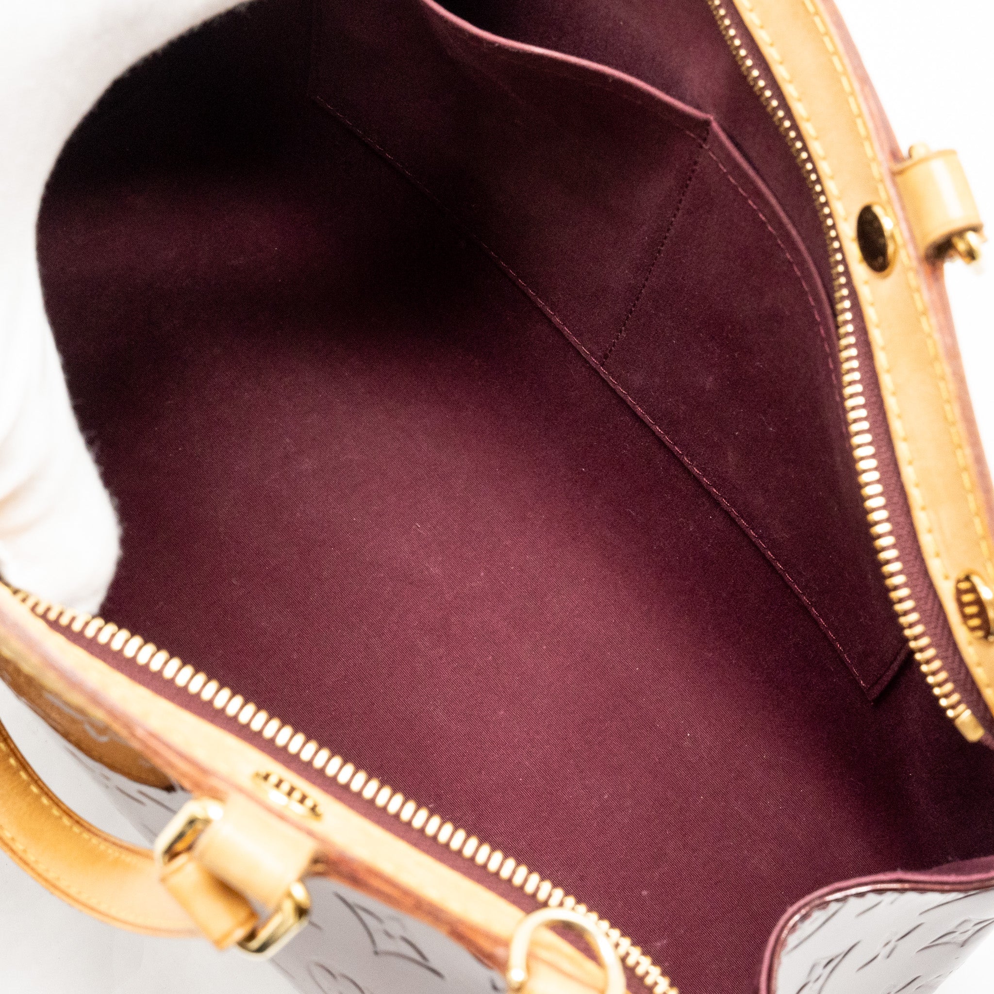 AAA Replica Louis Vuitton LV VERNIS BREA PATENT BURGUNDY AMARANTE GHW