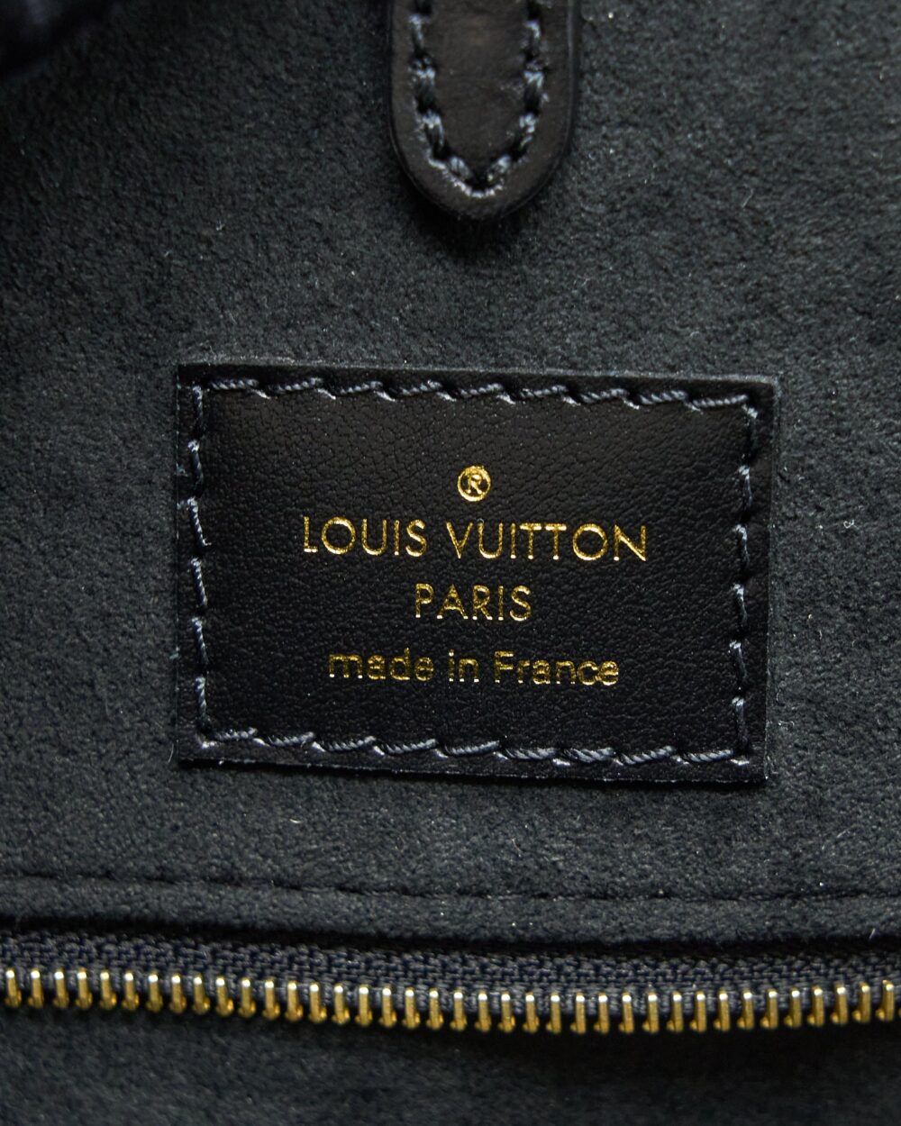 AAA Replica Louis Vuitton LV ONTHEGO MM EMPREINTE CREAM/ BLACK GHW (NEW VERSION)