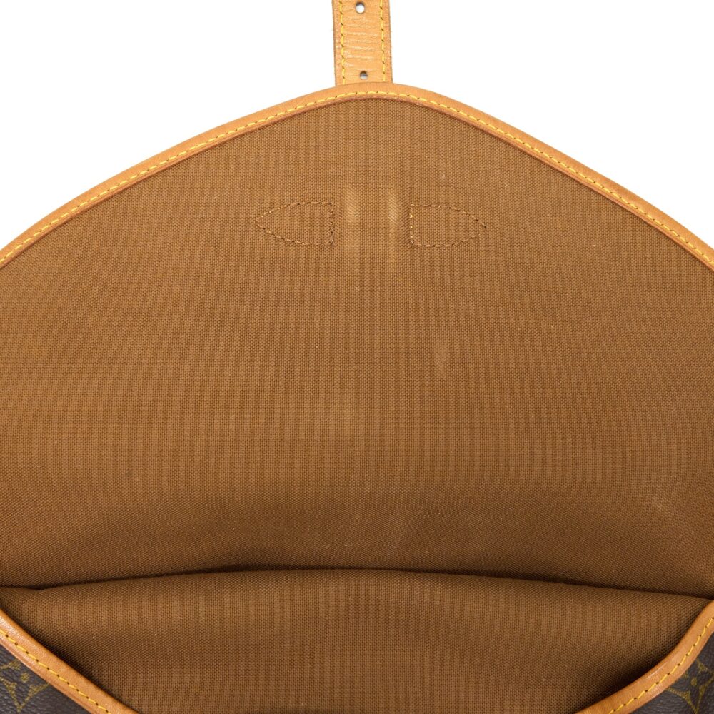 AAA Replica Louis Vuitton LV VINTAGE SAUMUR CLOTH CROSSBODY BAG MONOGRAM CANVAS GHW