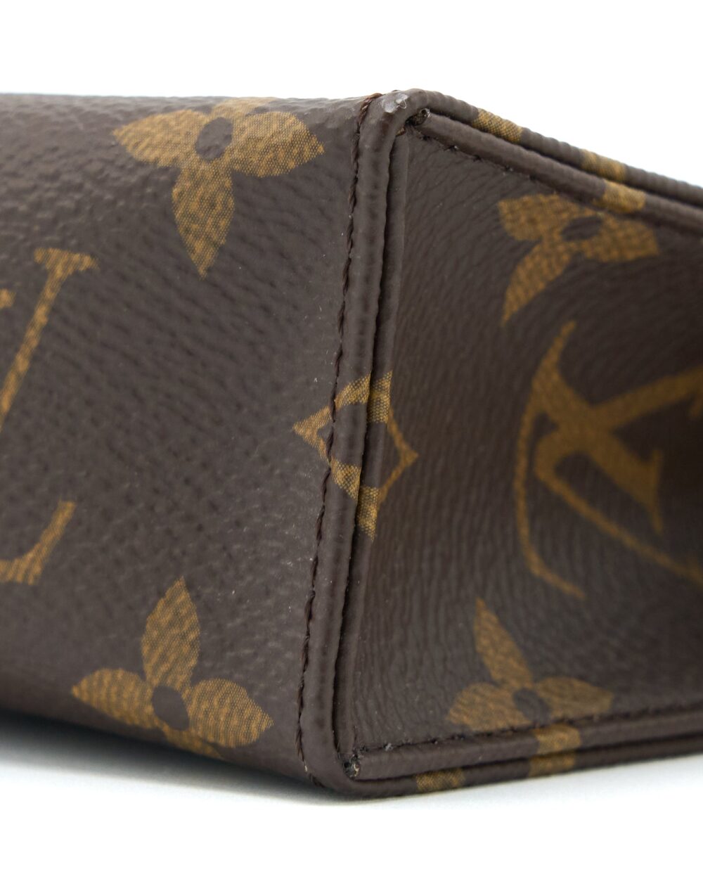 AAA Replica Louis Vuitton LV TOILETRY POCHETTE 15 MONOGRAM CANVAS GHW