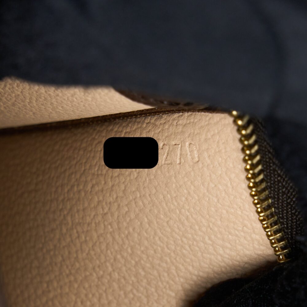 AAA Replica Louis Vuitton LV TOILETRY POCHETTE 15 MONOGRAM CANVAS GHW