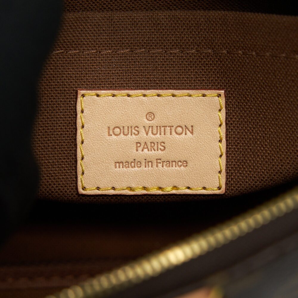 AAA Replica Louis Vuitton LV MULTI POCHETTE KHAKI STRAP 2020