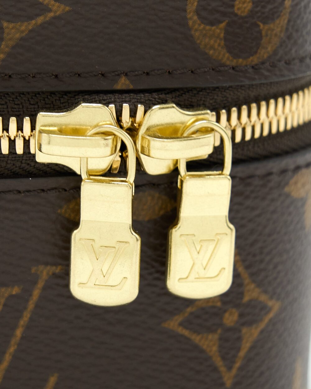 AAA Replica Louis Vuitton LV NICE NANO TOILETRY POUCH MONOGRAM CANVAS GHW
