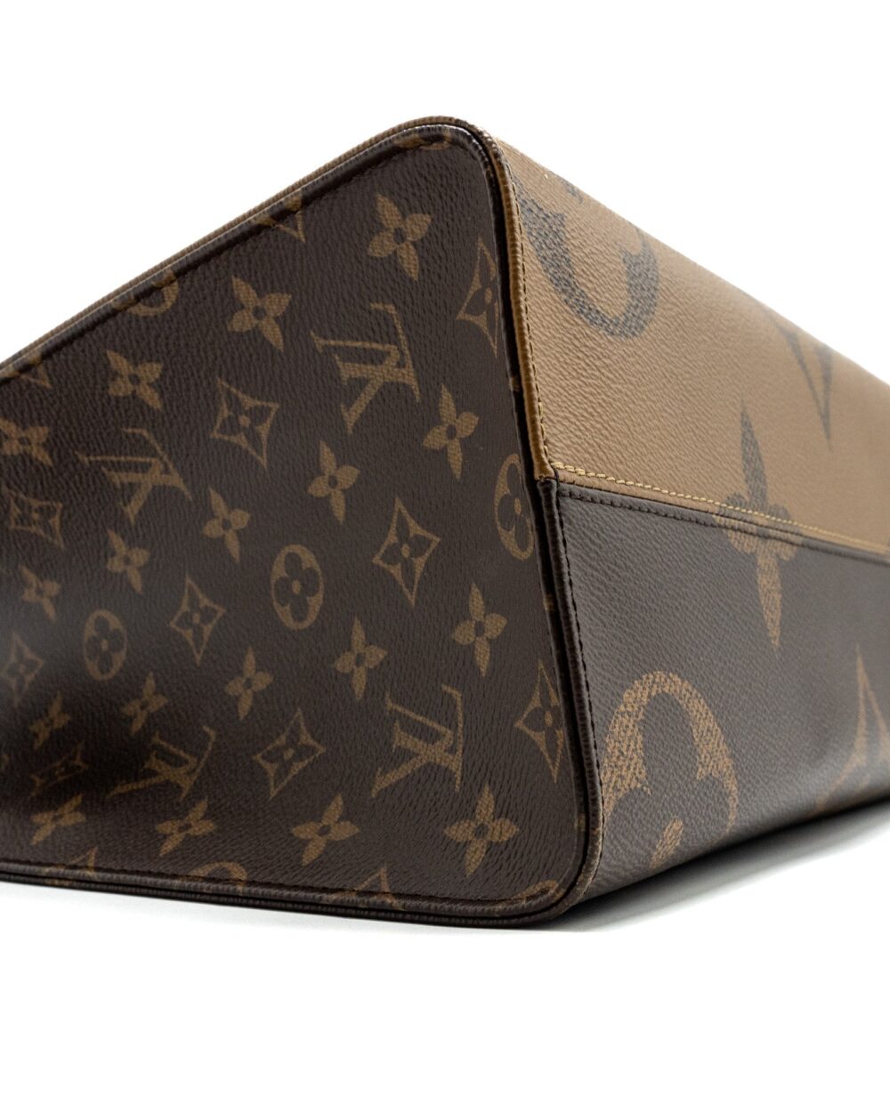 AAA Replica Louis Vuitton LV ONTHEGO MM MONOGRAM REVERSE CANVAS GHW