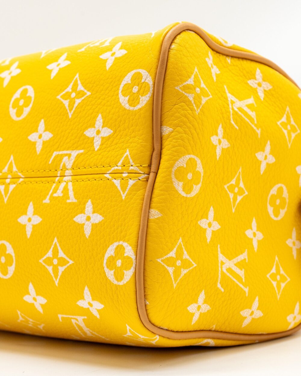 AAA Replica Louis Vuitton LV SPEEDY P9 BANDOULIÈRE 25 MONOGRAM SOFT CALFSKIN JAUNE MAT GHW