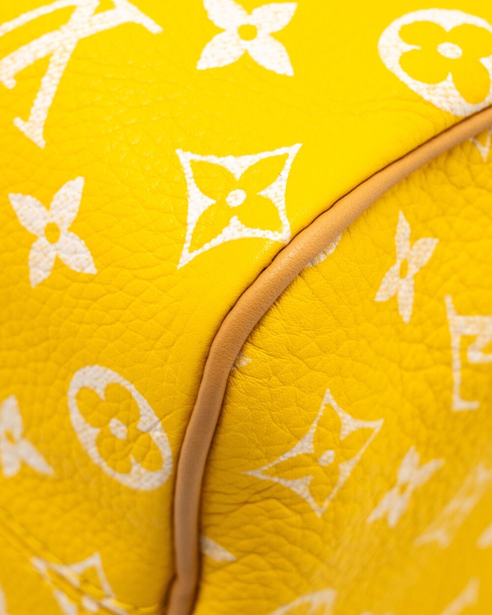 AAA Replica Louis Vuitton LV SPEEDY P9 BANDOULIÈRE 25 MONOGRAM SOFT CALFSKIN JAUNE MAT GHW