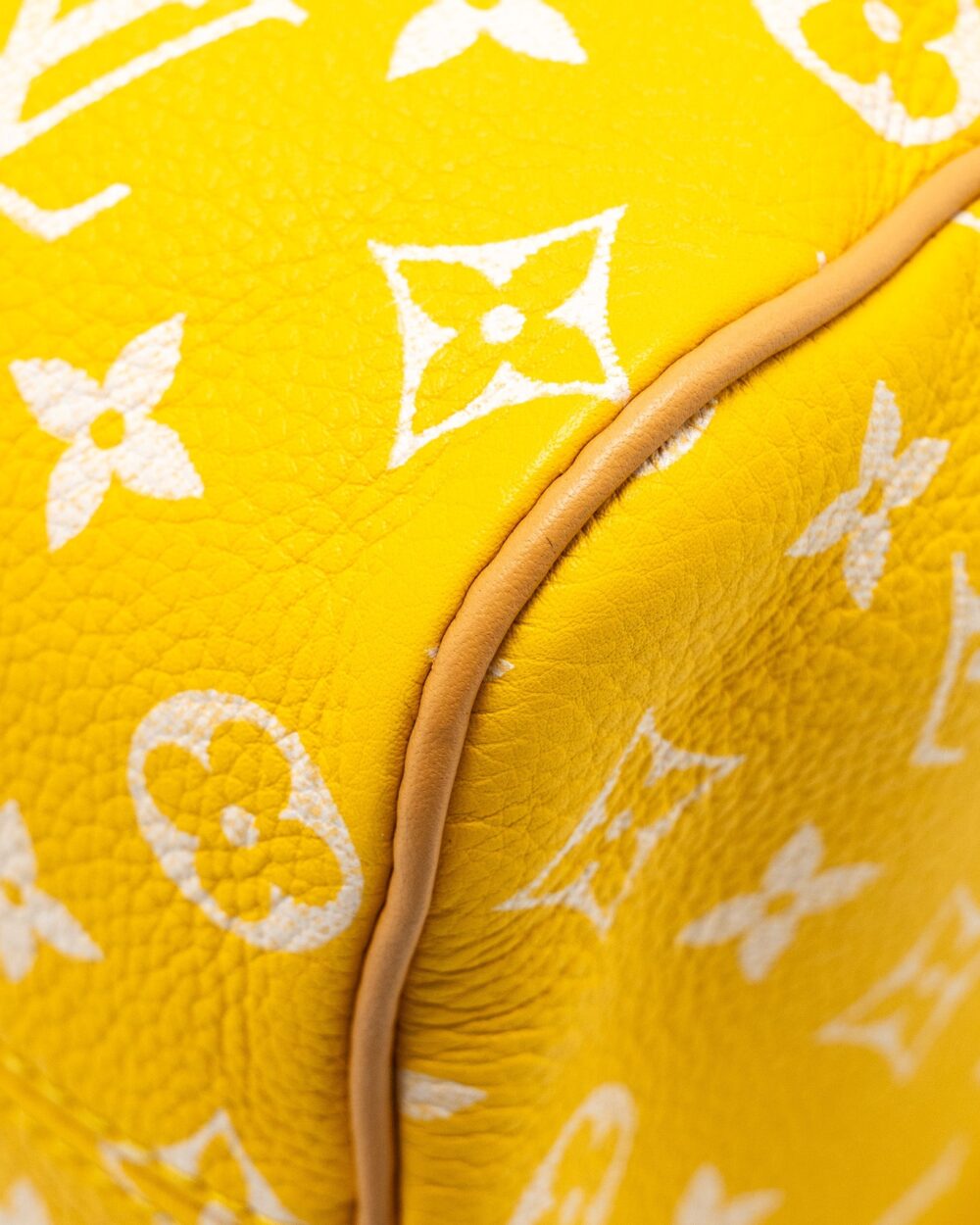 AAA Replica Louis Vuitton LV SPEEDY P9 BANDOULIÈRE 25 MONOGRAM SOFT CALFSKIN JAUNE MAT GHW