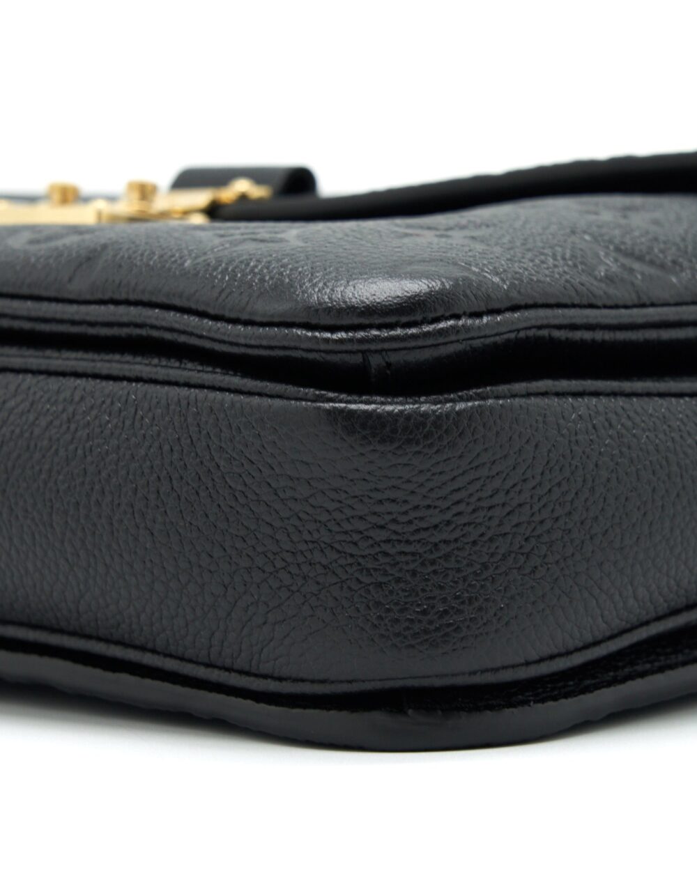 AAA Replica Louis Vuitton LV POCHETTE MÉTIS MONOGRAM EMPREINTE BLACK GHW