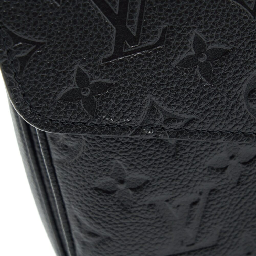 AAA Replica Louis Vuitton LV POCHETTE MÉTIS MONOGRAM EMPREINTE BLACK GHW