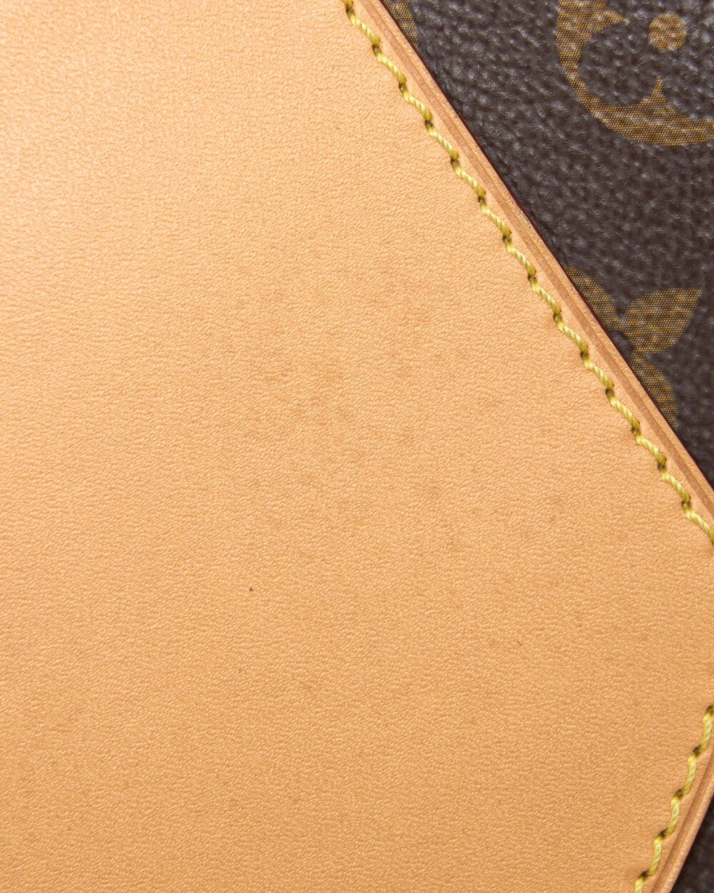 AAA Replica Louis Vuitton LV BOITE CHAPEAU SOUPLE MM MONOGRAM CANVAS GHW