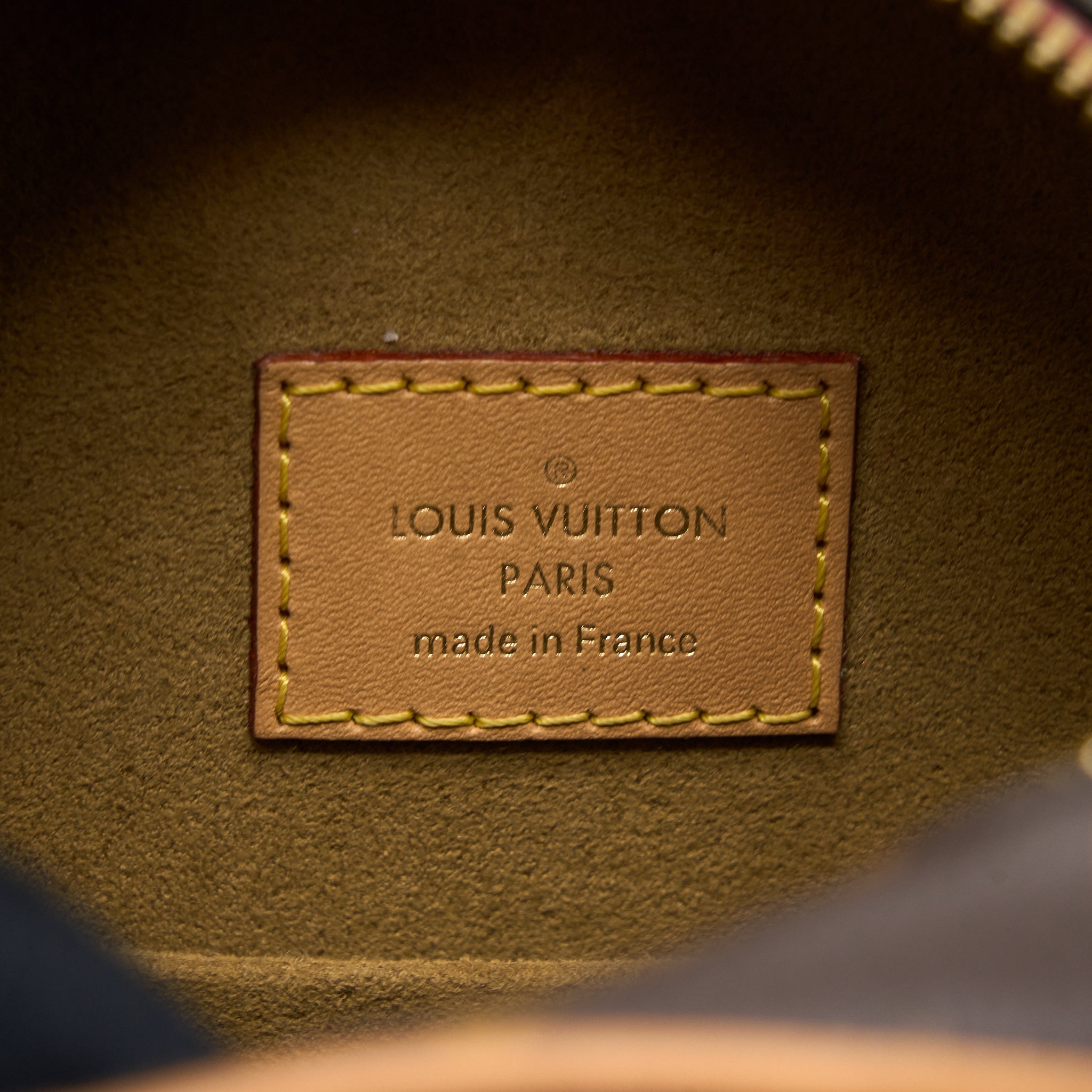 AAA Replica Louis Vuitton LV BOITE CHAPEAU SOUPLE MM MONOGRAM CANVAS GHW