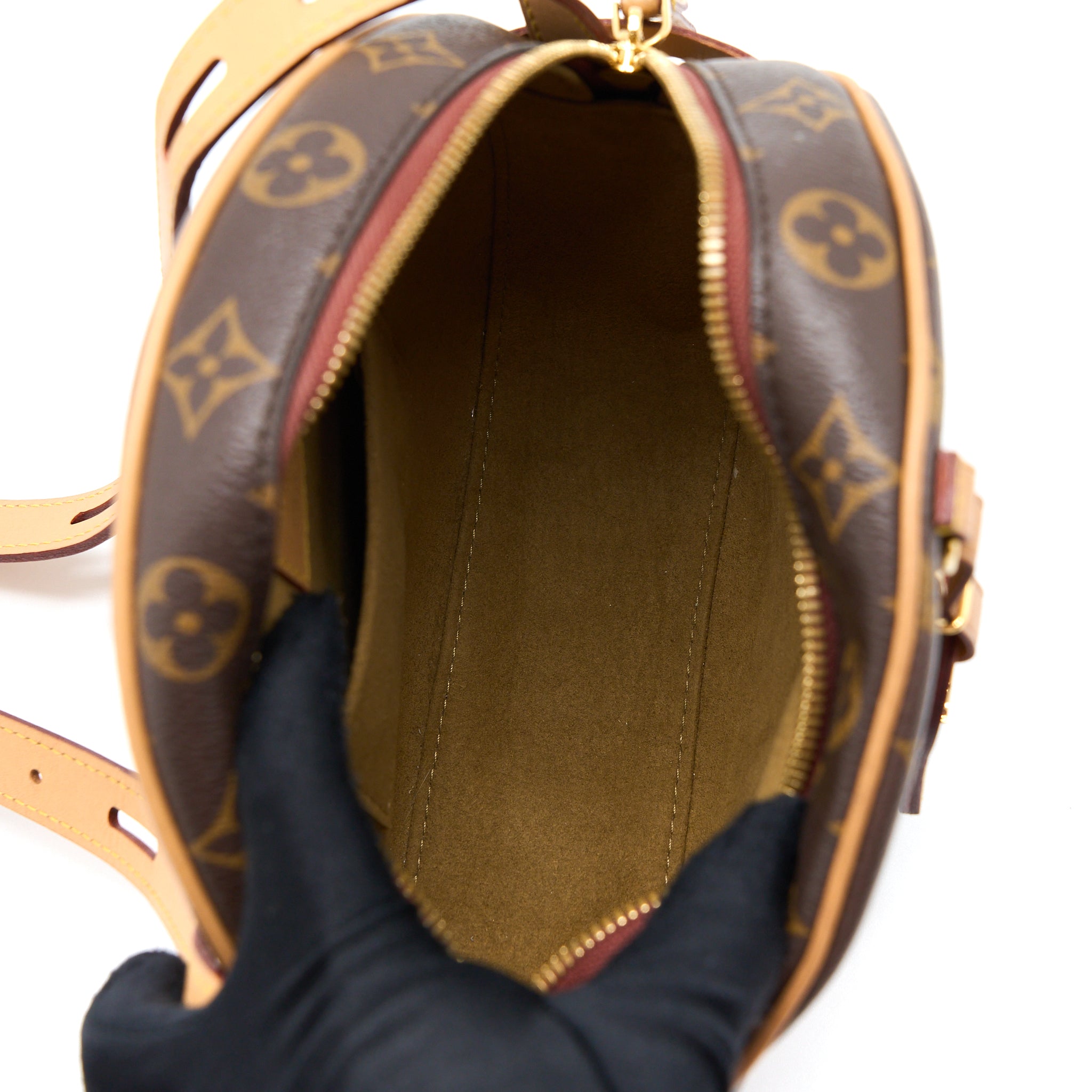 AAA Replica Louis Vuitton LV BOITE CHAPEAU SOUPLE MM MONOGRAM CANVAS GHW