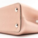 AAA Replica Louis Vuitton LV CAPUCINES MM TAURILLON PINK SHW