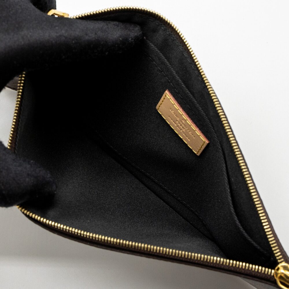 AAA Replica Louis Vuitton LV CARRY IT LIMITED EDITION MONOGRAM CANVAS GHW