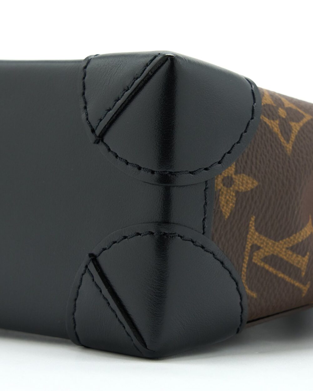 AAA Replica Louis Vuitton LV STEAMER XS MONOGRAM CANVAS BLACK HARDWARE