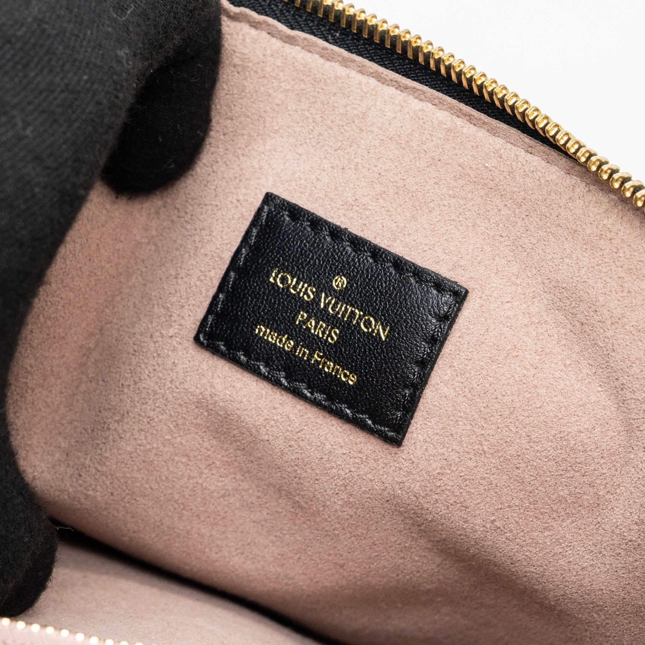 AAA Replica Louis Vuitton LV COUSSIN PM MONOGRAM EMPREINTE LAMBSKIN BLACK GHW (NEW VERSION)