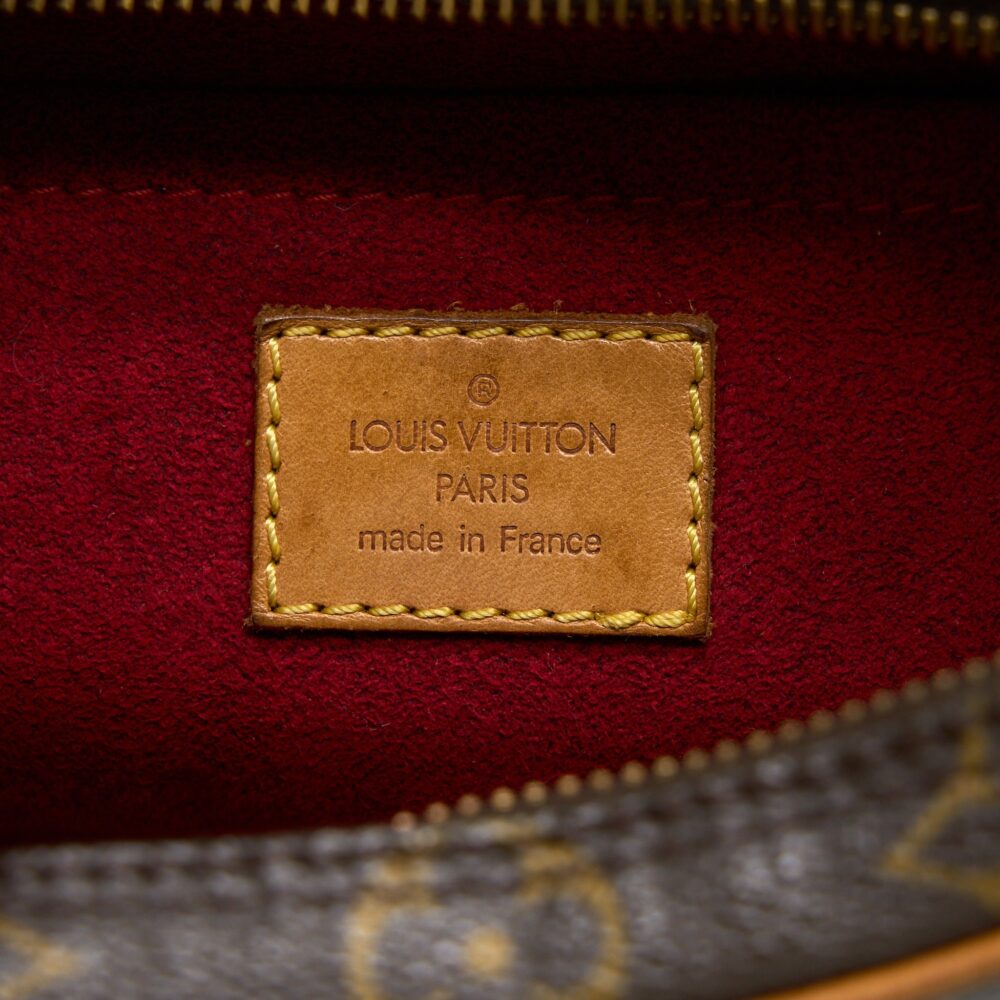 AAA Replica Louis Vuitton LV VINTAGE SHOULDER BAG MONOGRAM CANVAS GHW