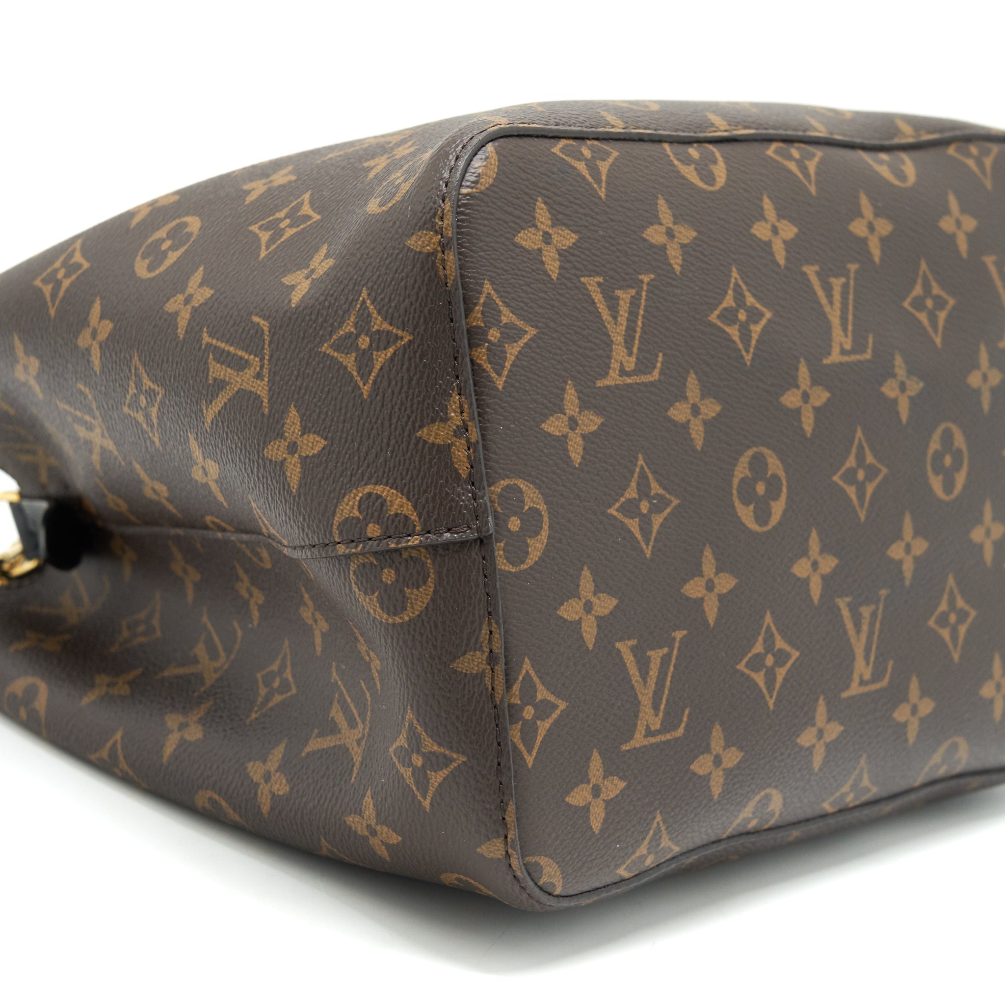 AAA Replica Louis Vuitton LV NEONOE MONOGRAM GHW