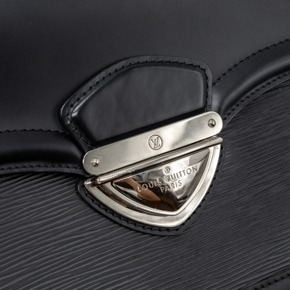 AAA Replica Louis Vuitton LV BAGATELLE PM EPI BLACK SHW